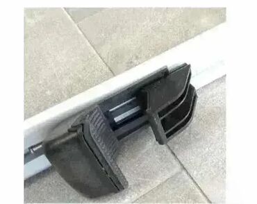 Krovni nosa?i za auto popre?ni lux 121cm Krovni nosa?i za auto