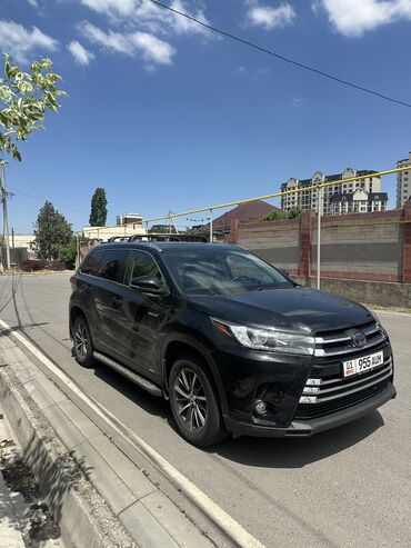 самая деловая машина: Toyota Highlander: 2018 г., 3.5 л, Вариатор, Гибрид, Кроссовер