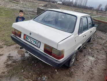 Audi 80: 1986 г., 1.9 л, Механика, Дизель, Седан