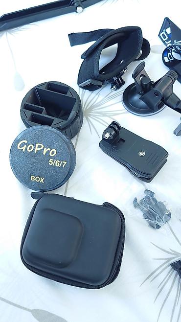 Видеокамеры: Экшн‑камера GoPro HERO7 Black 90% ОТЛИЧНОЕ Ключевые особенности: - — 10