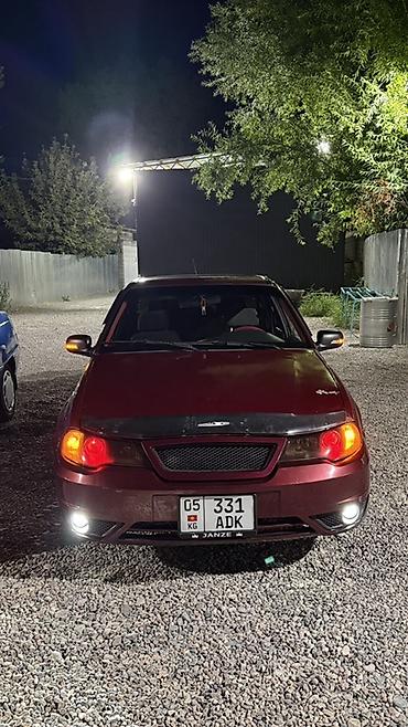 Daewoo Nexia: 2012 г., 1.6 л, Механика, Бензин, Седан