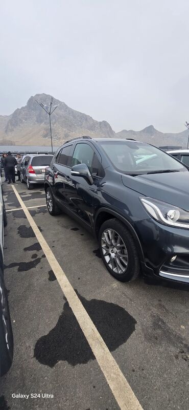 Chevrolet: Chevrolet Tracker: 2020 г., 1.4 л, Автомат, Бензин, Хэтчбэк at lalafo.kg — 3 Chevrolet: Chevrolet Tracker: 2020 г., 1.4 л, Автомат, Бензин, Хэтчбэк — 3