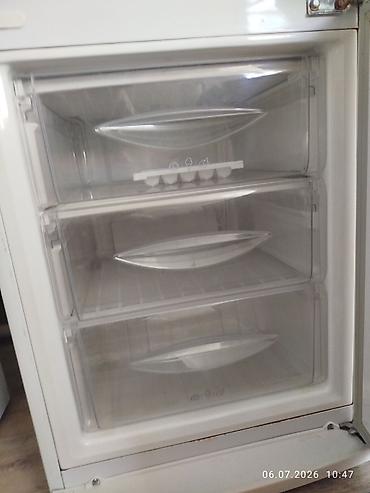 mini refrigerator: Холодильник LG, Б/у, Двухкамерный, 150 * — 5