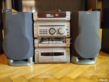 Musiqi mərkəzləri: Salam Sony musiqi merkezi satilir quclu temiz ses ve bassi var