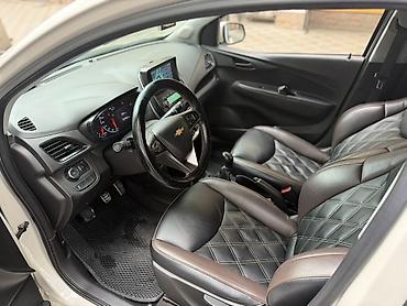 spark 7: Chevrolet Spark: 2017 г., 1 л, Механика, Бензин, Хэтчбэк — 7