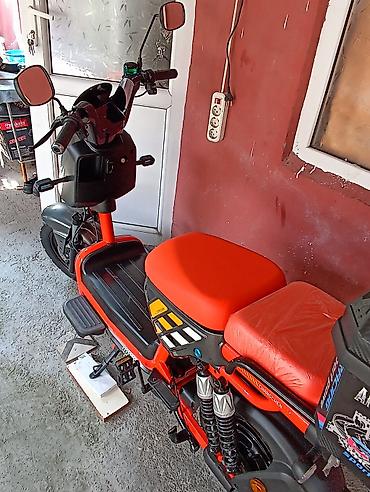 Mopedlər,skuterlər: Şəhər içi rahat və səssiz gediş üçün elektrik skuter - Rəng: parlaq — 5