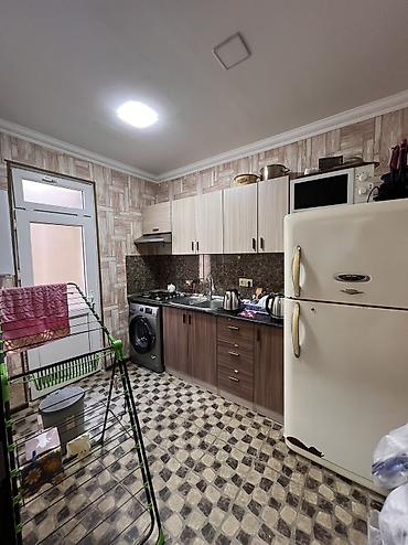 Həyət evləri və villalar: Binəqədi qəs. 3 otaqlı, 90 kv. m — 1