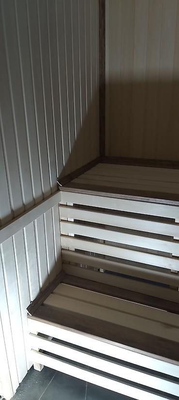 Полки для ванной: Бани Сауны Внутреняя отделка Утепление Установка котлов Рваный камень — 1