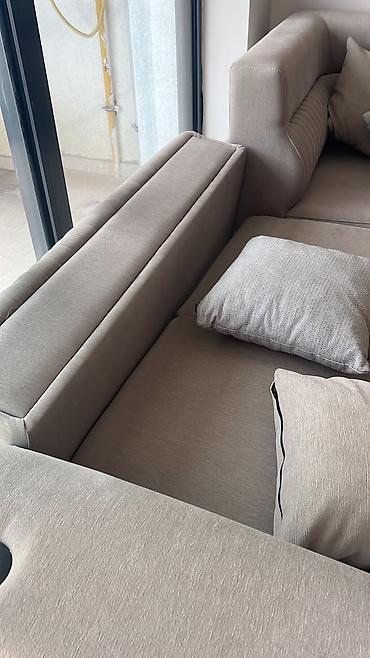 metbex kunc divan: Bej rəngli L formalı künc divan dəsti - Müasir minimal dizayn, hamar — 1