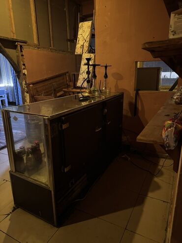 rəf vitrinləri: 115 * 190 * 75