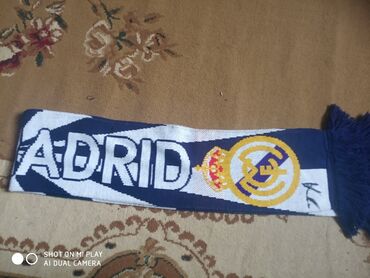 qaqa geyimi: Real Madrid imzalı şərf Luka Modriç