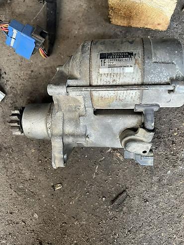 Детали электрики авто: Стартер Toyota/Denso 12V - Оригинальный стартер Toyota, производитель — 3