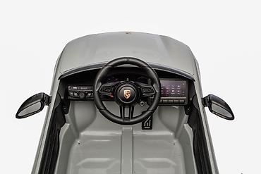 stitch rančevi: **Auto na baterije PORSCHE MACAN SUV licencirani – sivi** **Šifra — 3