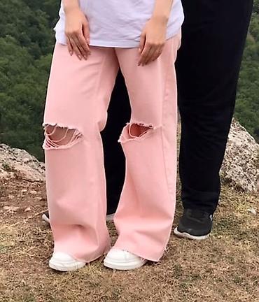2-3 dəfə səliqəli şəkildə geyinilib, Metrostansiyalara çatdırılma lalafo.az -da 2-3 dəfə səliqəli şəkildə geyinilib, Metrostansiyalara çatdırılma