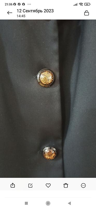 Женская одежда: Qadın qara jaket - Klassik dizaynlı, dizə qədər uzunluqda qısa balon — 2