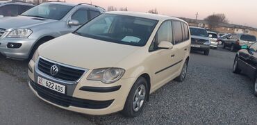 Volkswagen: Volkswagen Touran: 2009 г., 1.6 л, Механика, Газ, Минивэн