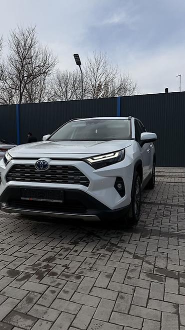 Toyota: Toyota RAV4: 2023 г., 2.5 л, Вариатор, Гибрид, Кроссовер — 1