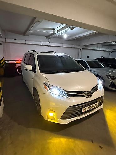 аренда toyota sienna: Toyota Sienna: 2018 г., 3.5 л, Автомат, Бензин, Минивэн — 3