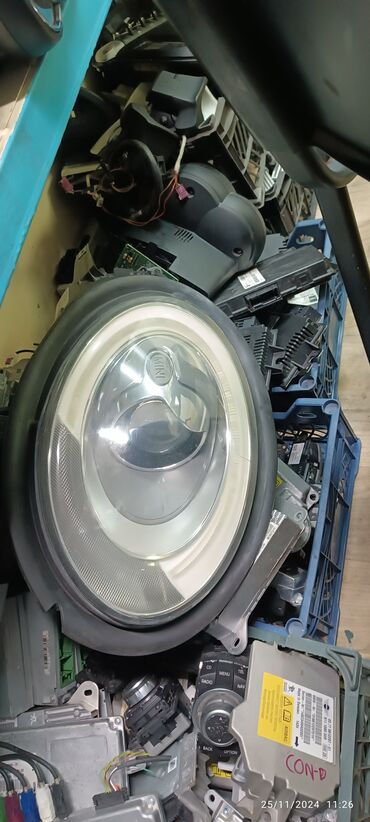 Sükanlar, rullar: MINI markalı, dəri örtüklü sükan. Funksional düymələri və erqonomik — 6