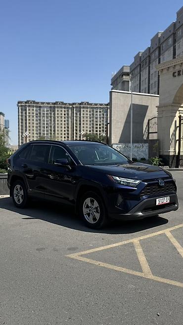 byd e2 2024: Toyota RAV4: 2022 г., 2.5 л, Автомат, Гибрид, Кроссовер — 3