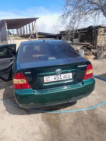 таета естима: Toyota Corolla: 2002 г., 1.4 л, Механика, Бензин, Седан