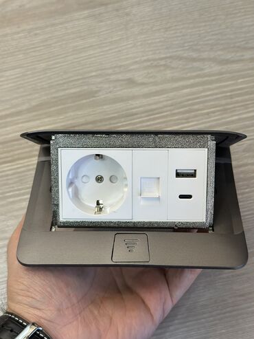 Rozetkalar: Masa içi rozetka (floorbox) Anbardan satış olduğu üçün qiymətlər çox — 7