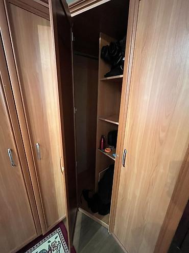 с мебелью: Продаю : Угловой шкаф-купе для спальни/прихожей, 2 тумбы, рабочий — 6