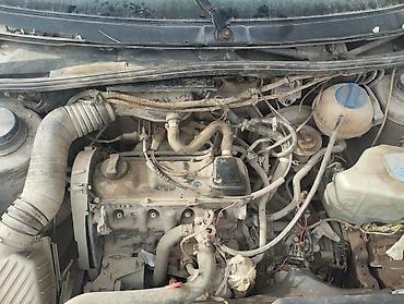 Volkswagen: Volkswagen Passat Variant: 1992 г., 1.8 л, Механика, Бензин, Универсал — 6