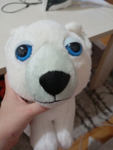 Torbe: Plišana torbica u obliku srca - Model: srce, mekani veštački krzneni — 217