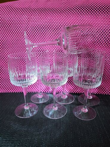 Čaše: Case nove kristal 60,70te za vino,rucni rad. Case komada 7 u ceni — 1