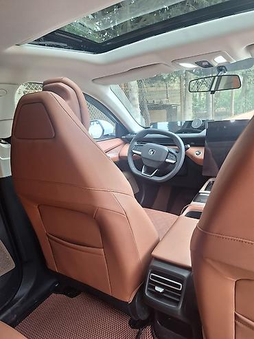 canqan q05: Changan Eado: 1.5 l | 2025 il 7000 km Sedan — 2