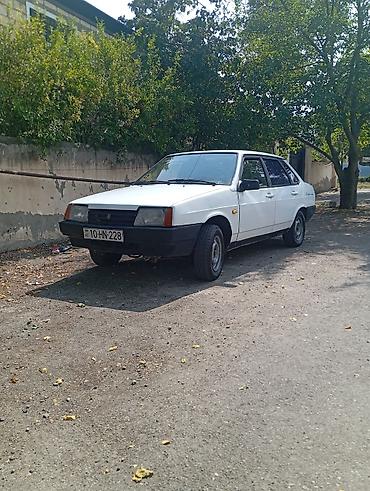 ВАЗ (ЛАДА): VAZ 21099 “LADA Samara” sedan - Kuzov: 4 qapılı sedan, ağ rəng - — 2