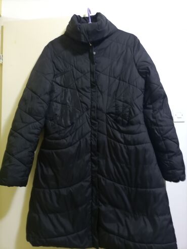 Zimske jakne: M (EU 38), L (EU 40), Jednobojni, Sa postavom