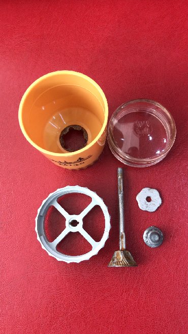 Qəhvəüyüdənlər: Qəhvəüyüdən Yeni, Ödənişli çatdırılma — 6