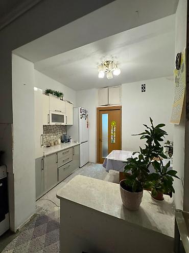 2 комнаты, 52 м², Тунгуч мкр 106 серия, 8 этаж, Евроремонт