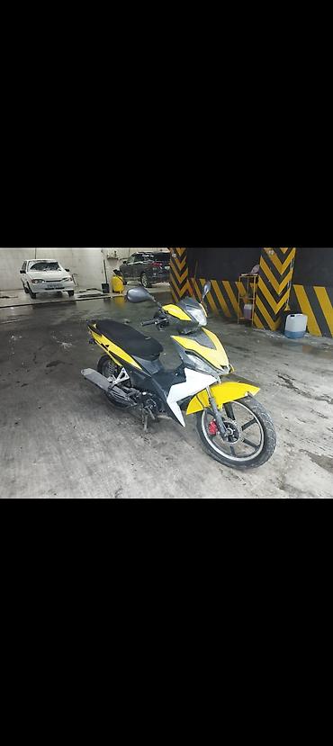 elektrik skuterlər: Məhsul: Sarı-qara rəngli skuter tipli motosiklet Təsvir: - Idman — 1