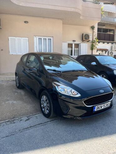 Transport: Ford Fiesta: 1.1 l | 2018 year 140000 km. Hatchback