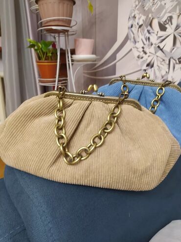 Классические сумки: Продаю новая сумочка редикюль,в бежевом цвете, х/б вельвет, бархат в at lalafo.kg — 25 Классические сумки: Продаю новая сумочка редикюль,в бежевом цвете, х/б вельвет, бархат в — 25