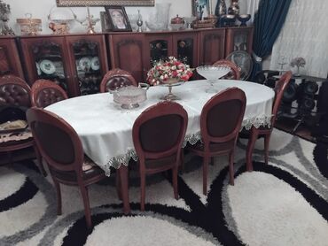 Masa və oturacaq dəstləri: Qonaq otağı üçün, İşlənmiş, Açılmayan, Oval masa, 8 stul