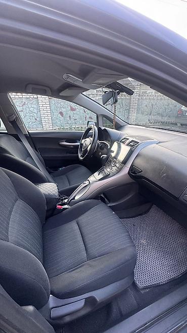 Toyota: Toyota Auris: 2007 г., Хэтчбэк — 12