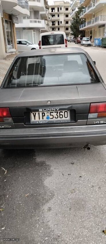 Nissan: Nissan Sunny: 1.4 l. | 1986 έ. Λιμουζίνα — 1