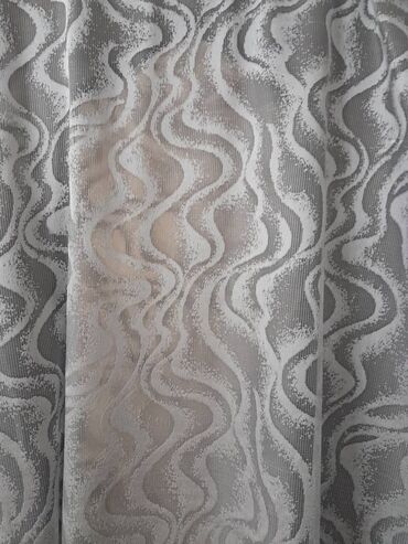 текстиль транс: Продаётся отрез тюли серо- стального цвета,длина 5 метров,высота 2.85