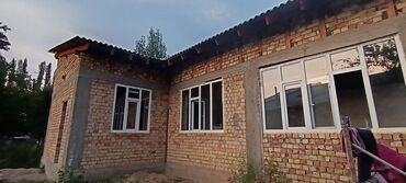 продаю дом село васток: Дом, 140 м², 5 комнат, Риэлтор, ПСО (под самоотделку)