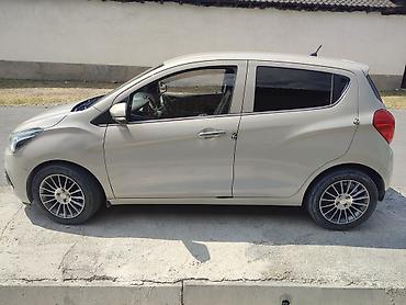 ск шерой: Chevrolet Spark: 2016 г., Автомат, Хэтчбэк — 4