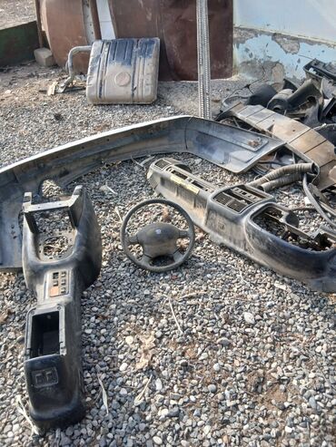 Digər avtomobil ehtiyat hissələri: VAZ üçün ehtiyat hissələri və kuzov detalları - Gümüş rəngli ön və — 6