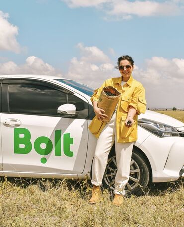 prius amortizator: Bolt taxi shirketine 30 yashtan yuxari suruculer teleb olunur. Toyota