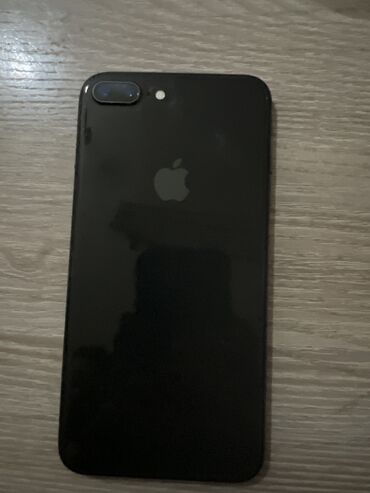 Apple iPhone: IPhone 8 Plus, Б/у, 64 ГБ, Защитное стекло, Чехол, 100 %