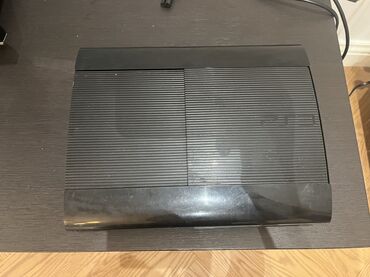ps3 pultlari: Playstation 3 Super Slim. 240 GB yaddaşı var, istənilən oyun
