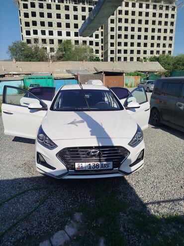 камаро шевроле: Hyundai Sonata: 2017 г., 2 л, Автомат, Газ, Седан