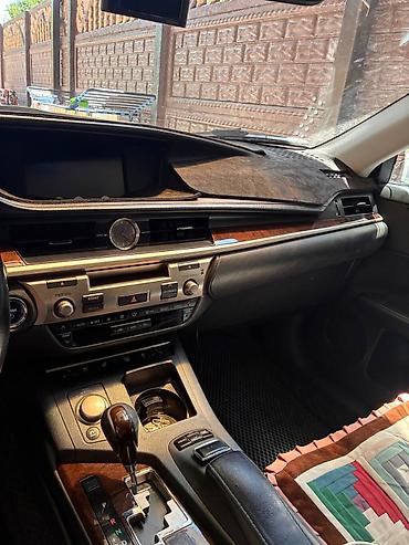 воз: Lexus ES: 2014 г., Автомат, Гибрид — 7